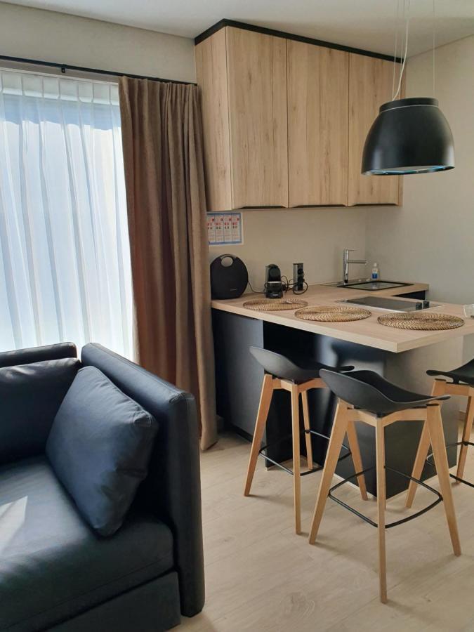 טילט Vakantiehuis Onverbloemd מראה חיצוני תמונה